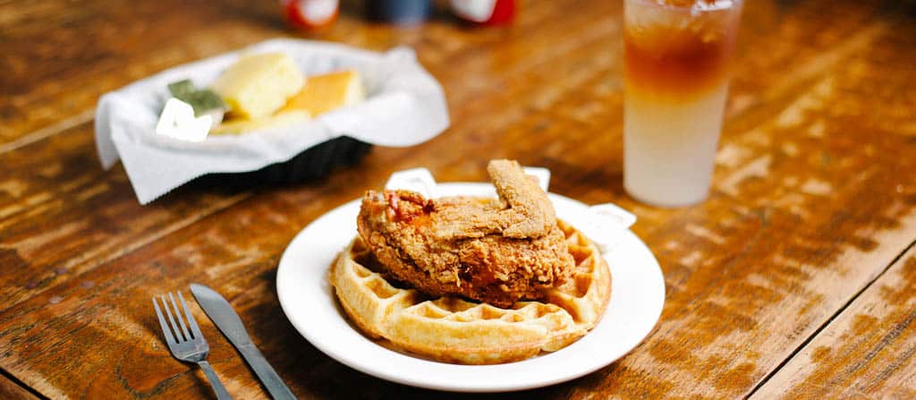 El famoso Chicken & Waffle de Amy Ruth's