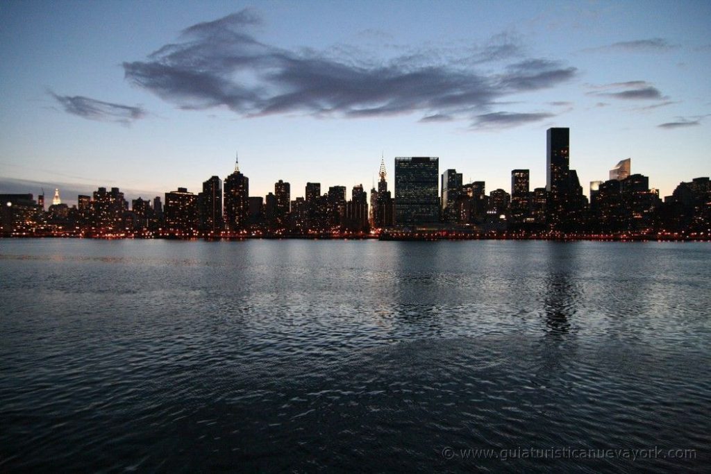 Gantry Plaza State Park