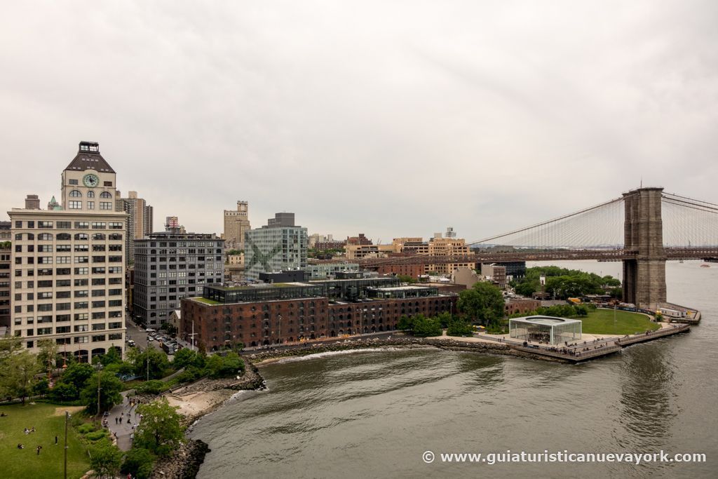 DUMBO desde el puente de Manhattan