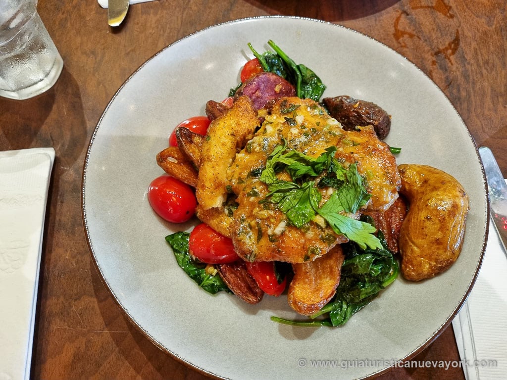 Panko Crusted chicken-cutlet, en Max Brenner